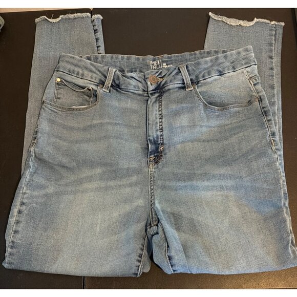 Time and Tru Denim - Time Tru High Rise Denim Jeans Light Wash Raw Hem 5 Pocket Size 16